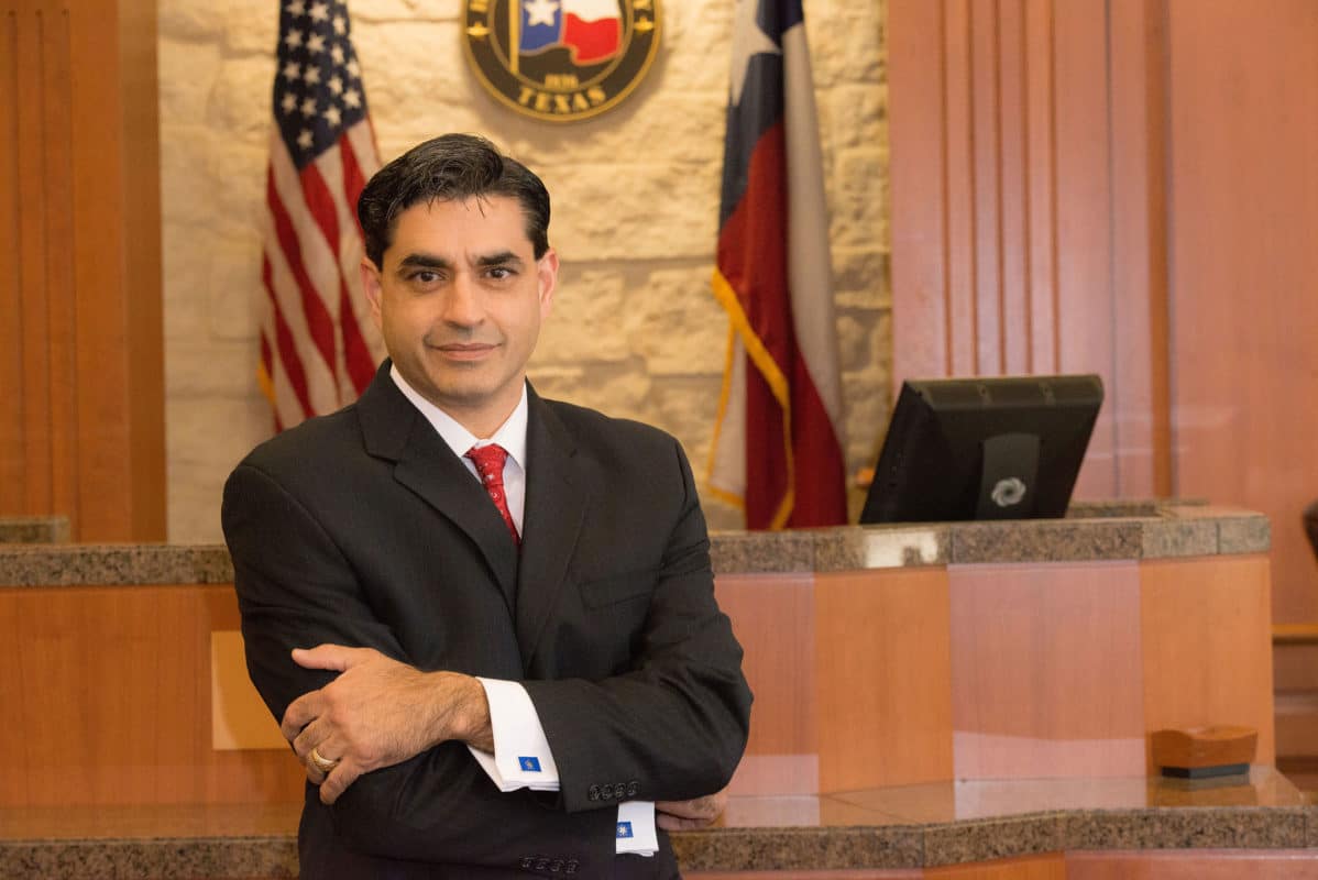 Hector Longoria - Houston Personal Injury Attorney